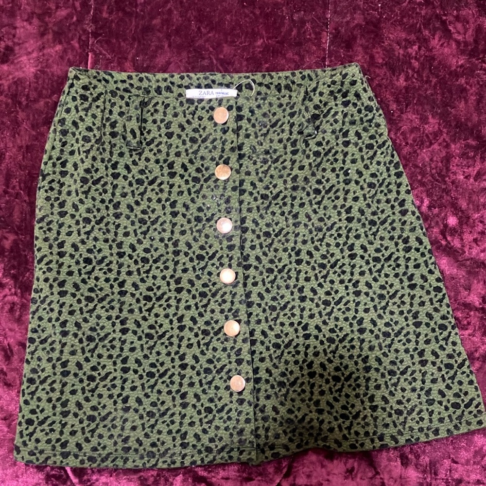 Zara Olive and Black Patterned Mini Skirt